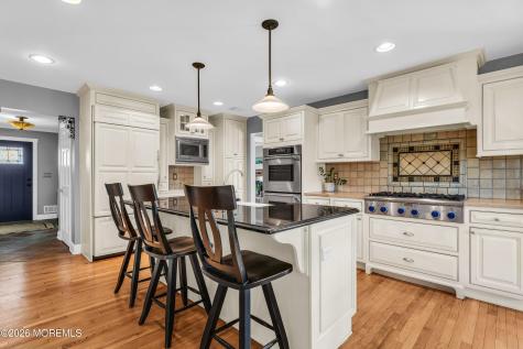 110 Augusta Drive Lincroft NJ 07738
