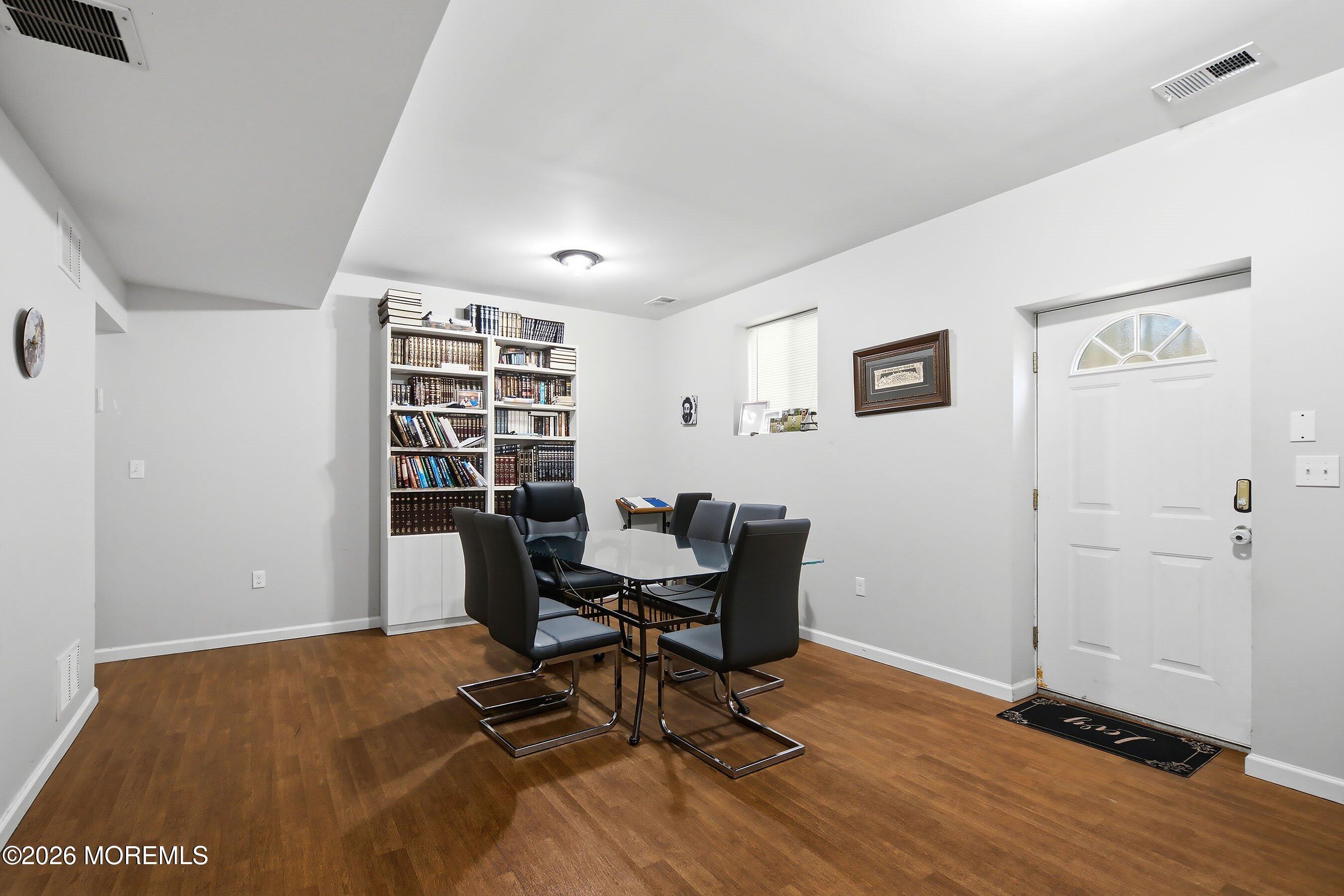 254 Dr Martin Luther King Drive Lakewood NJ 08701