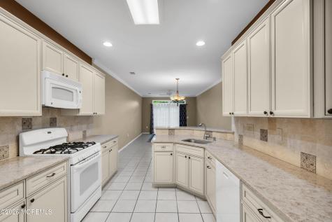 419 Spring Meadow Drive Lakewood NJ 08701