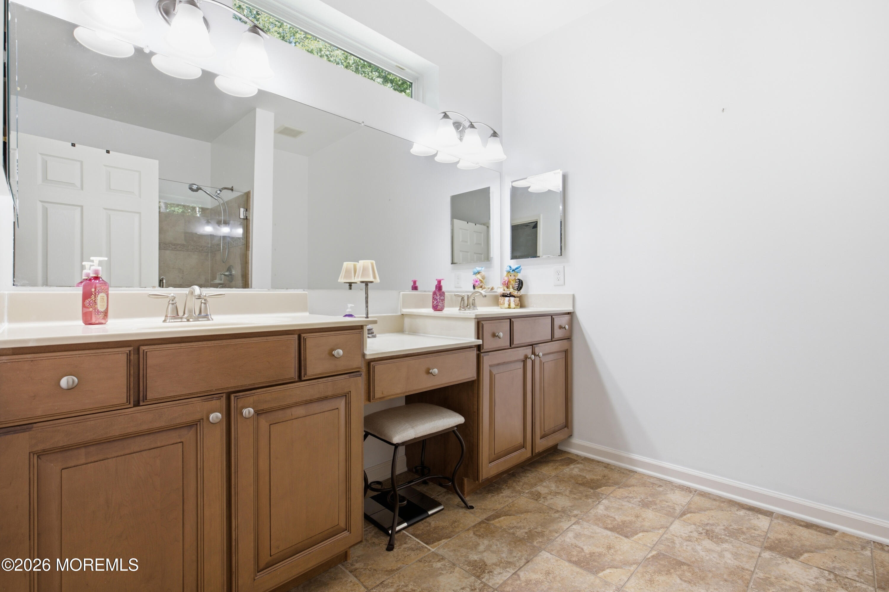 4 Lenox Road Jackson NJ 08527