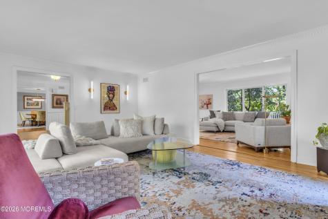 32 Seagull Lane Lincroft NJ 07738