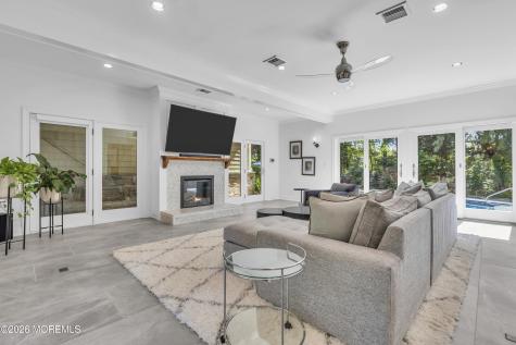 32 Seagull Lane Lincroft NJ 07738