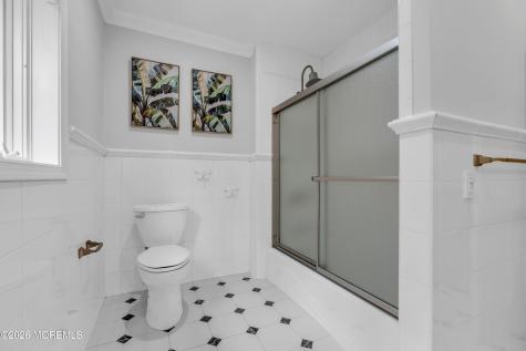 32 Seagull Lane Lincroft NJ 07738