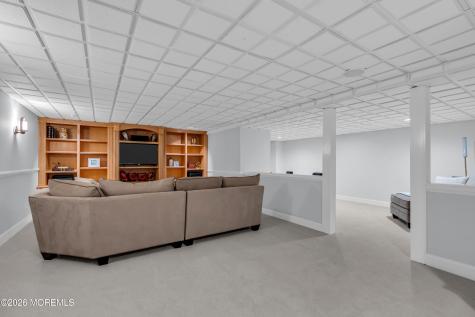 32 Seagull Lane Lincroft NJ 07738