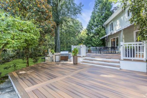 32 Seagull Lane Lincroft NJ 07738