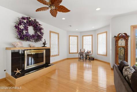 159 Harbor Inn Road Bayville NJ 08721