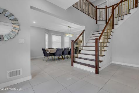 8 Sarah Lane Eatontown NJ 07724