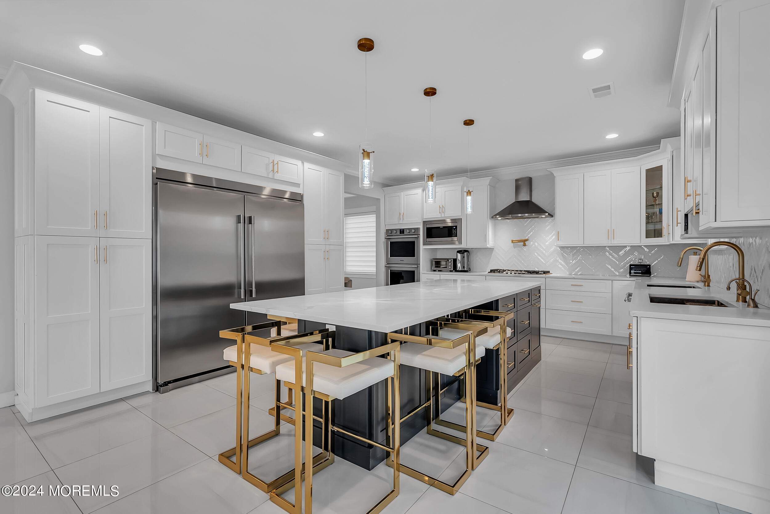 8 Sarah Lane Eatontown NJ 07724