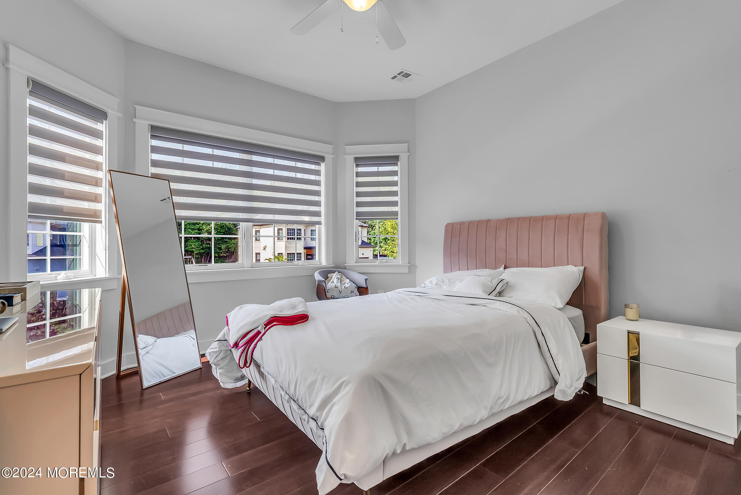 8 Sarah Lane Eatontown NJ 07724