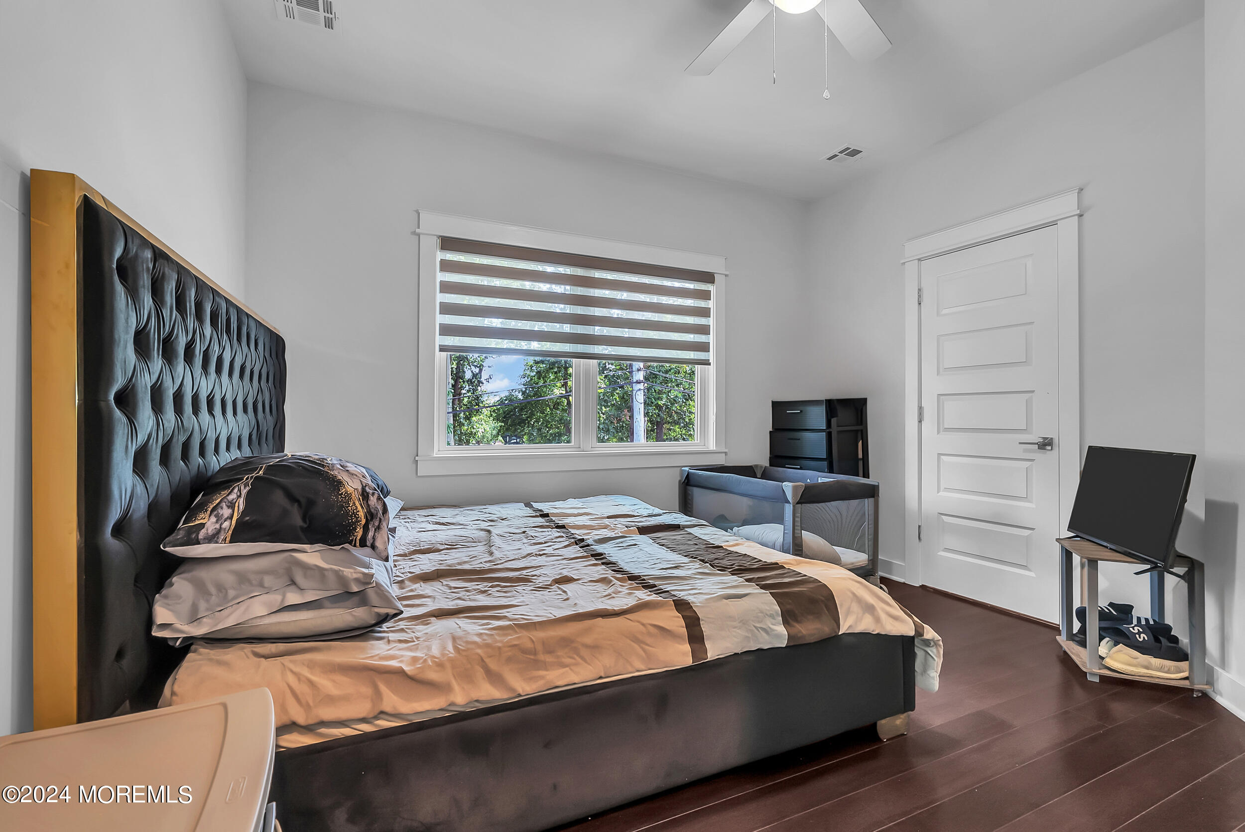 8 Sarah Lane Eatontown NJ 07724