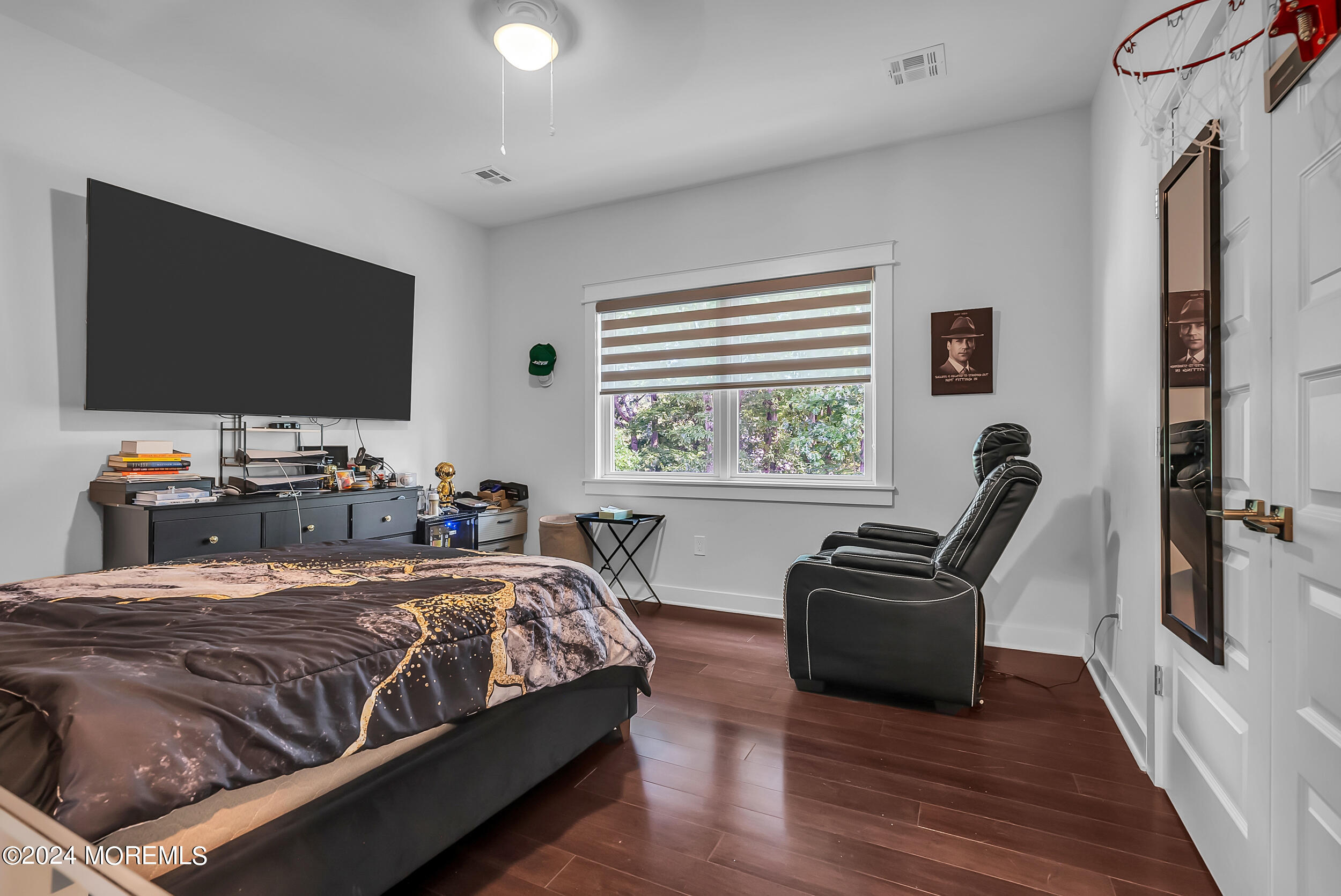8 Sarah Lane Eatontown NJ 07724