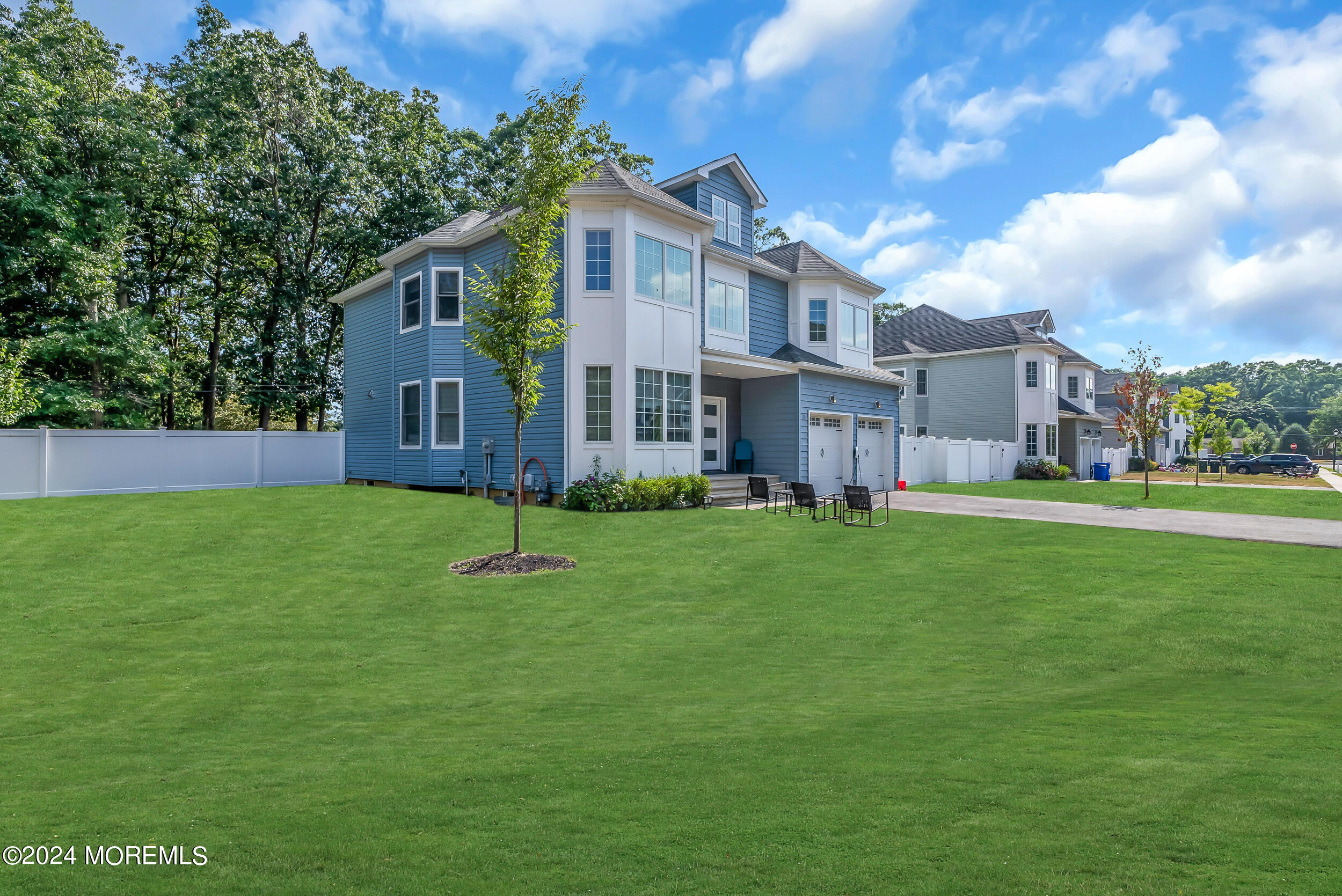 8 Sarah Lane Eatontown NJ 07724
