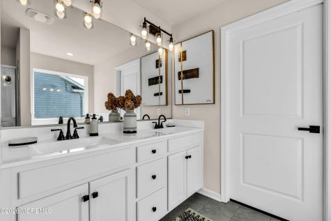 59 Holloway Avenue Manahawkin NJ 08050