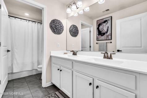 59 Holloway Avenue Manahawkin NJ 08050