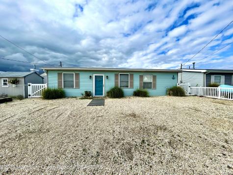 24 Beverley Lane Beach Haven West NJ 08050