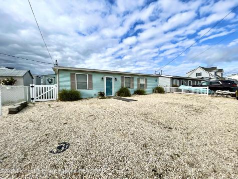 24 Beverley Lane Beach Haven West NJ 08050