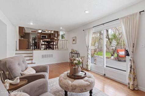 19 Colonial Court Howell NJ 07731