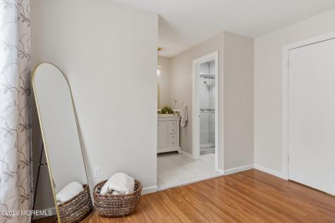 19 Colonial Court Howell NJ 07731