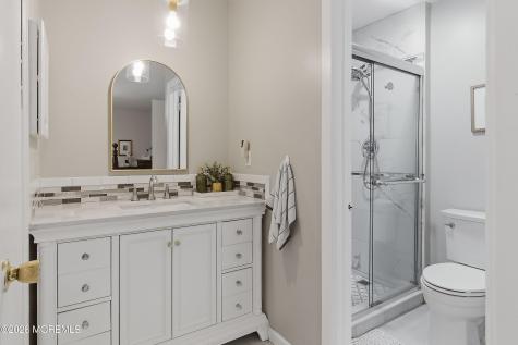 19 Colonial Court Howell NJ 07731