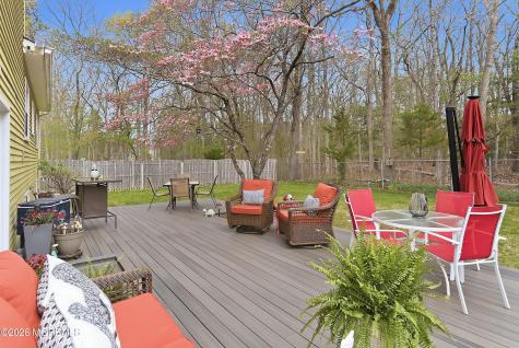 19 Colonial Court Howell NJ 07731