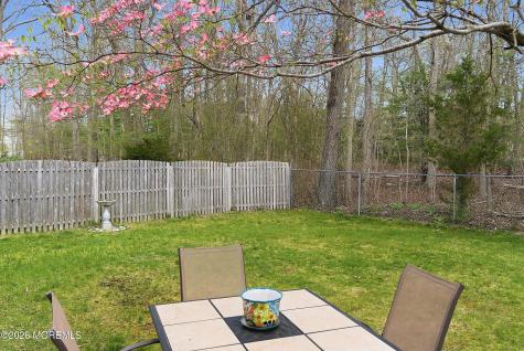 19 Colonial Court Howell NJ 07731