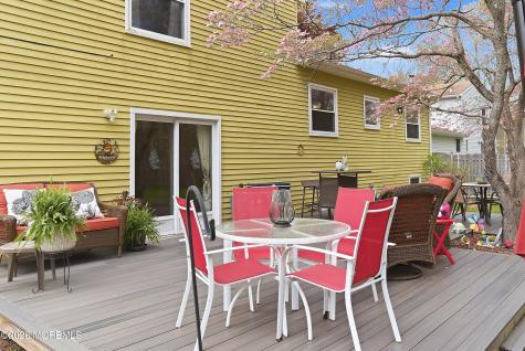 19 Colonial Court Howell NJ 07731