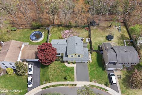 19 Colonial Court Howell NJ 07731
