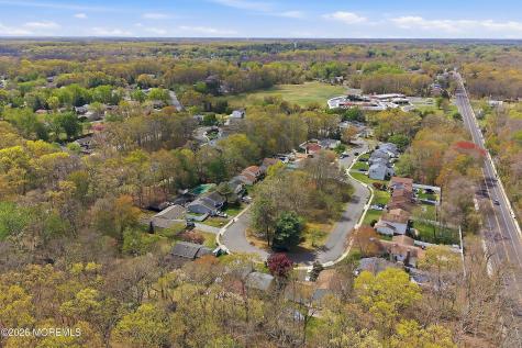 19 Colonial Court Howell NJ 07731
