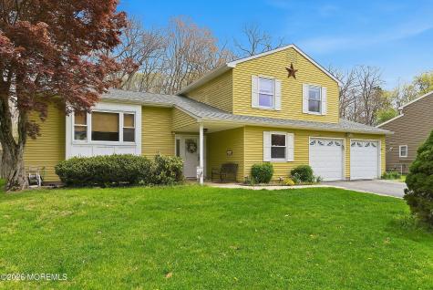 19 Colonial Court Howell NJ 07731