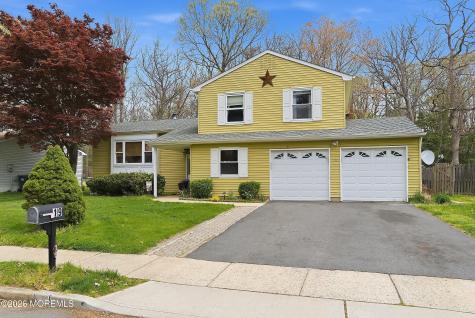 19 Colonial Court Howell NJ 07731