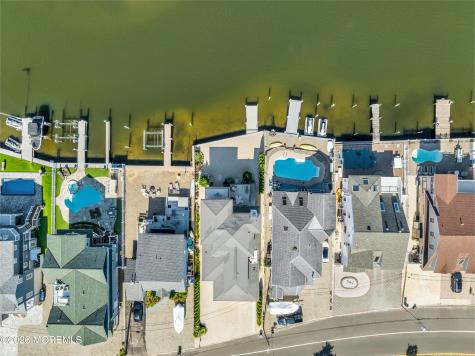 2106 Bay Boulevard Lavallette NJ 08735
