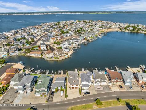 2106 Bay Boulevard Lavallette NJ 08735