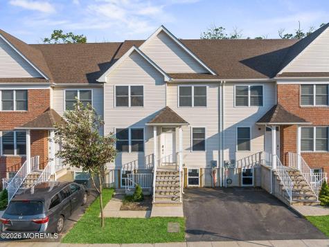 64 Sanz Town Road Lakewood NJ 08701