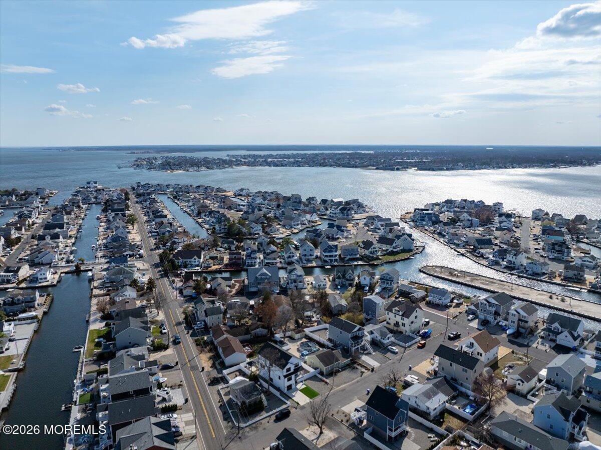 5 Shore Pine Drive Brick NJ 08723
