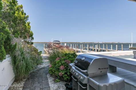 233 Curtis Point Drive Mantoloking NJ 08738