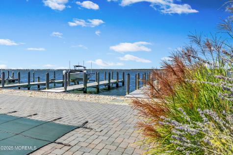 233 Curtis Point Drive Mantoloking NJ 08738