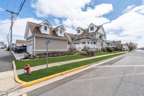 128 Sylvania Avenue Avon-by-the-sea NJ 07717