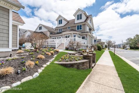 128 Sylvania Avenue Avon-by-the-sea NJ 07717