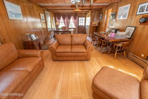 5 Pardun Avenue Milltown NJ 08850