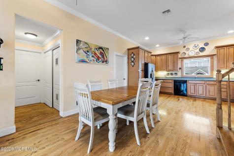 11 Betty Drive Manahawkin NJ 08050