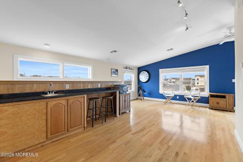 11 Betty Drive Manahawkin NJ 08050
