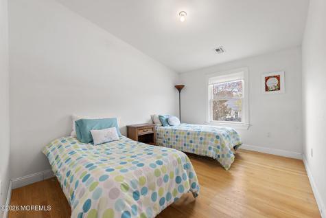11 Betty Drive Manahawkin NJ 08050