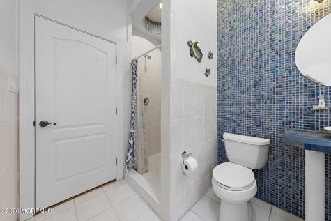 11 Betty Drive Manahawkin NJ 08050