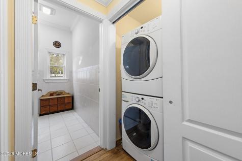 11 Betty Drive Manahawkin NJ 08050