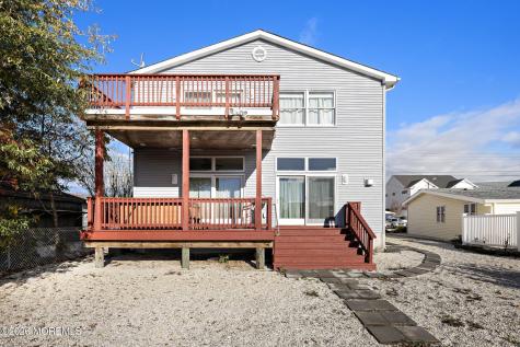 11 Betty Drive Manahawkin NJ 08050