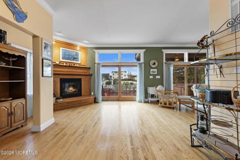 11 Betty Drive Manahawkin NJ 08050