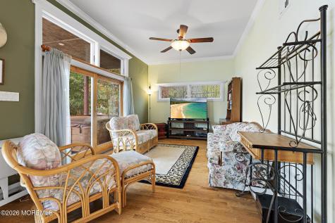 11 Betty Drive Manahawkin NJ 08050