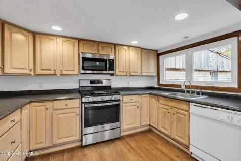 9 Fountain Avenue Matawan NJ 07747