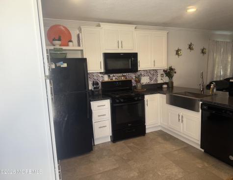52 Monique Circle Hazlet NJ 07730