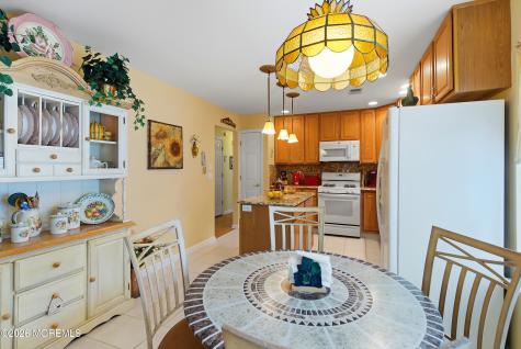 25 Ivy Hill Road Lakewood NJ 08701